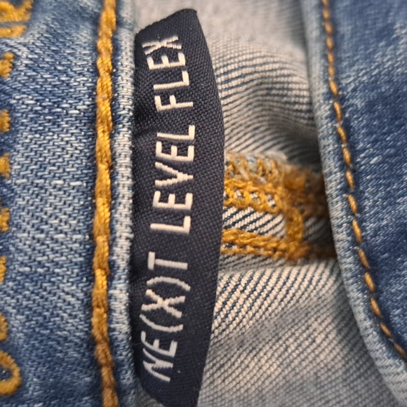 American Eagle Jeans - Picture 5 of 5